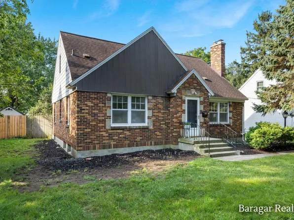 920 Ellsmere St NE, Grand Rapids, MI 49505