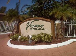 2272 SW 81st Ave, Hollywood, FL 33025