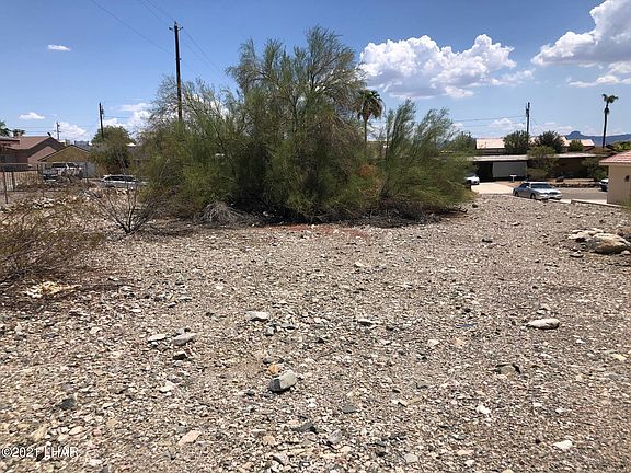 4th image of 2525 Huntington Dr Lot 13