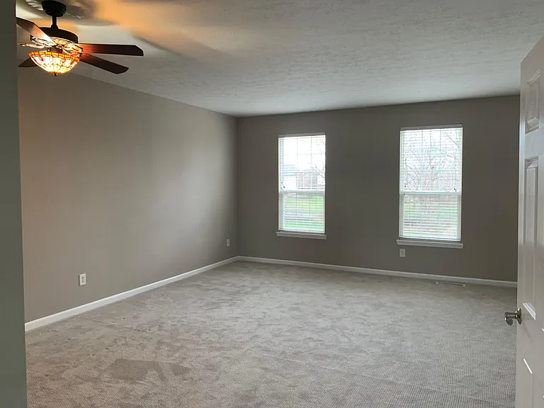 5565 Trammel Ct — Photo 13