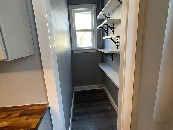 5th image of 9 Kent St #1