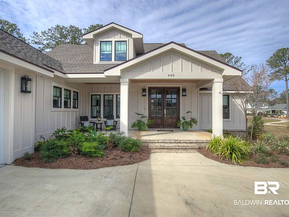 3rd image of 445 Colony Dr