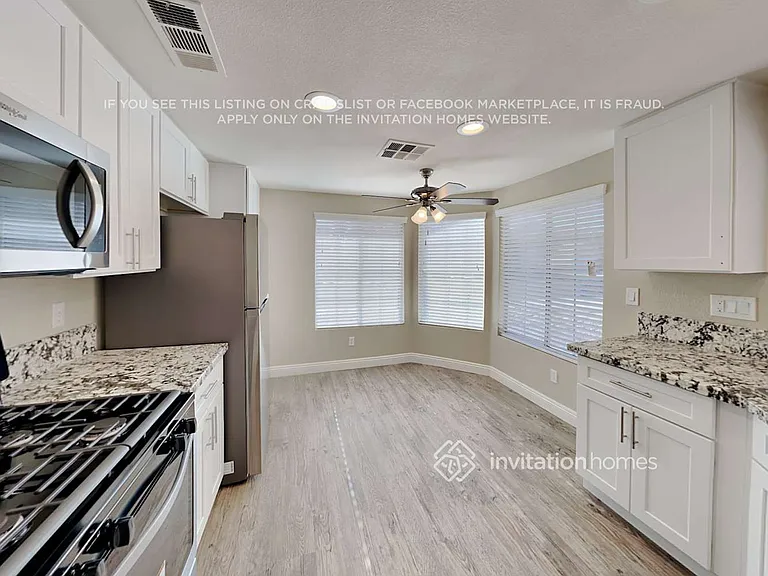 313 Abbington St — Photo 4