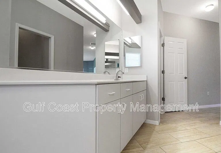 4815 77th St E — Photo 31