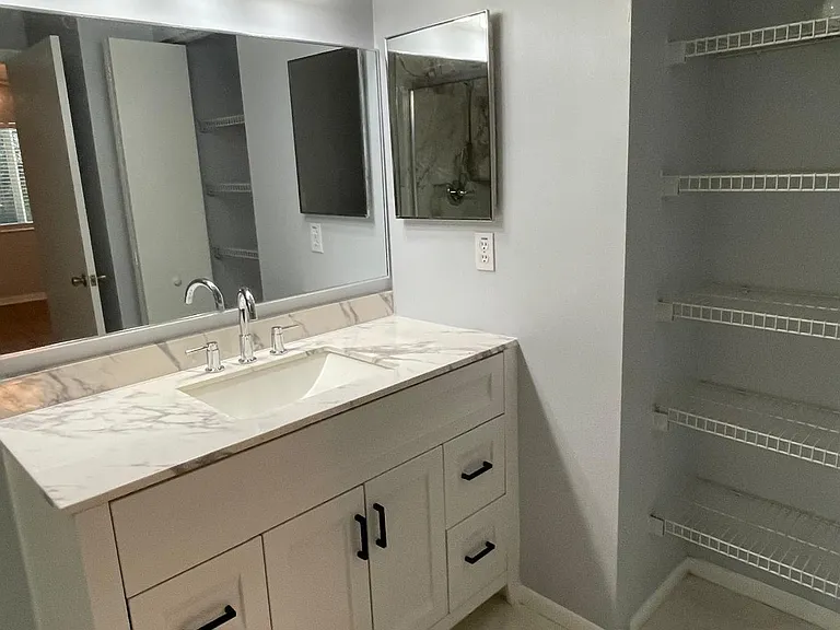 9766 Kamena Cir — Photo 34