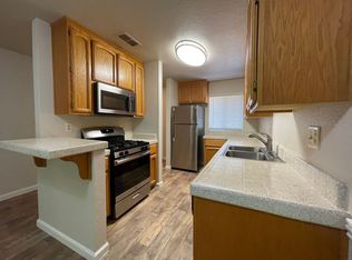 El Camino Ave (5325), Carmichael, CA 95608