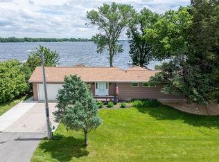 49295 Sportsmans Ln, Waterville, MN 56096