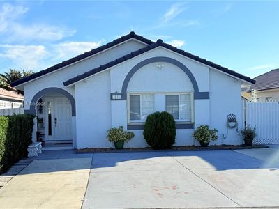 7618 NW 168th Ter, Hialeah, FL, 33015