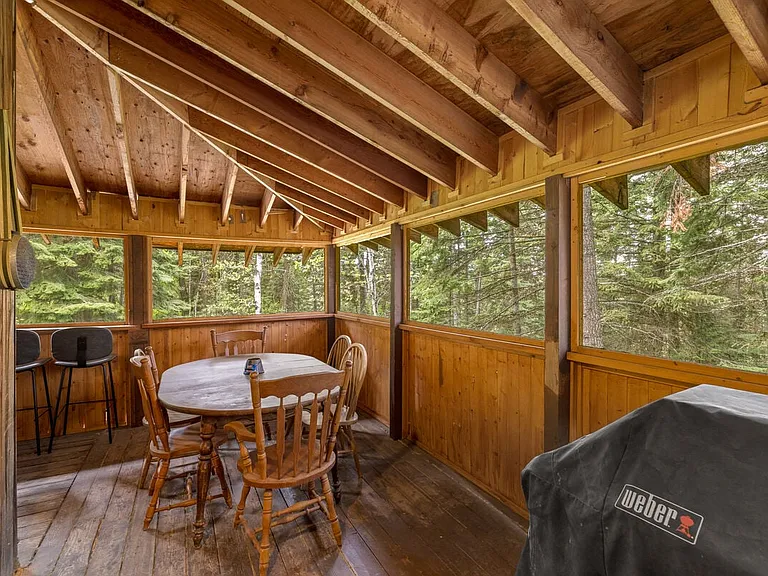 284 Moonridge Dr — Photo 21