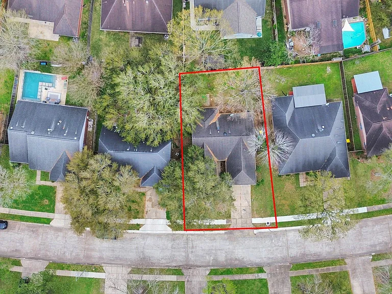 4915 Pecan Grove Dr — Photo 3