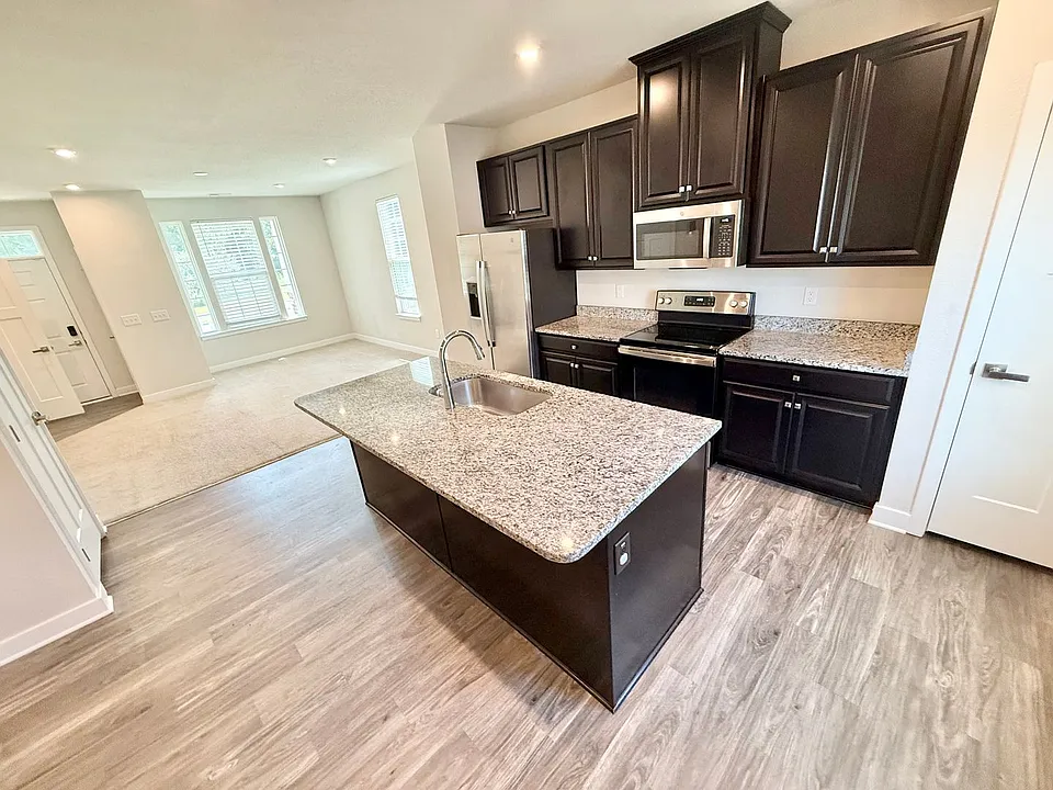271 Brittlebrush Dr