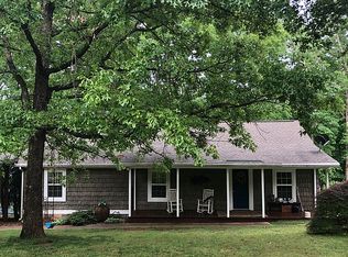 141 McAlister Cir, Townville, SC 29689