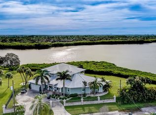 7405 Bay Dr, Tampa, FL 33635