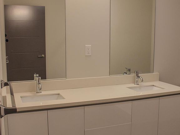 4th image of 145 Newbury Ave APT 18