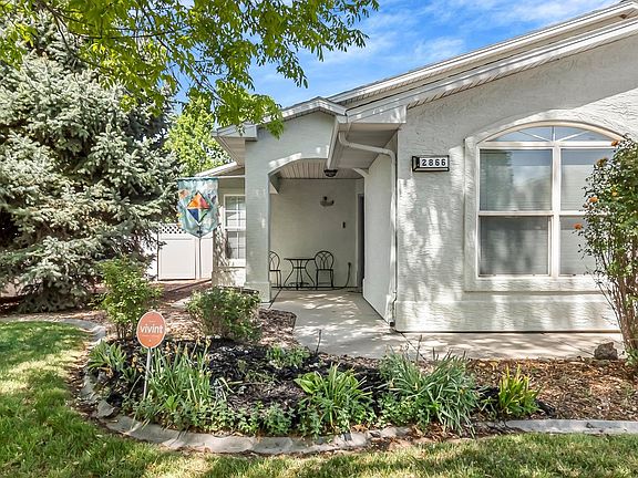3rd image of 2866 Pinehurst Ln