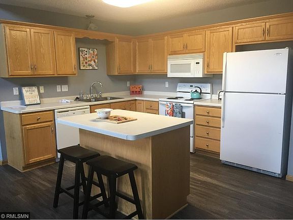 4th image of 2080 Bunker Blvd