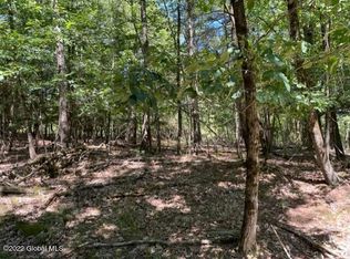 24 Arlene Ct, Averill Park, NY 12018