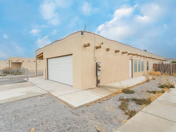 1960 E Ambush St, Pahrump, NV