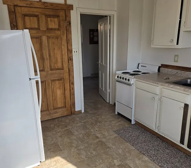 602 Adams Ave #3 — Photo 3