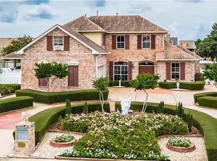 3652 Lake Timberlane Dr, Gretna, LA 70056