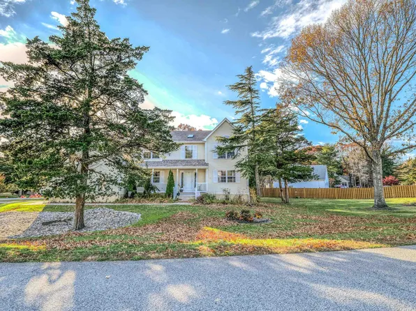 710 E Chip Shot Ln, Galloway, NJ 08205