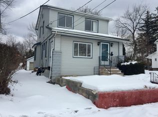 33 Westervelt Pl, Teaneck, NJ 07666