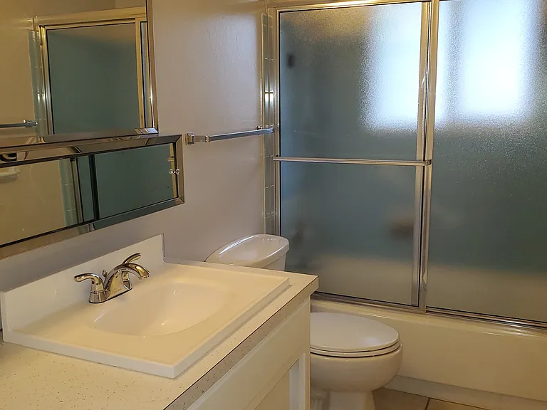 1162 W Ida Ave #B — Photo 9