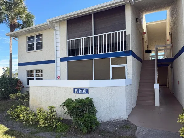 1531 SE Royal Green Circle #107, Port St Lucie, FL 34952