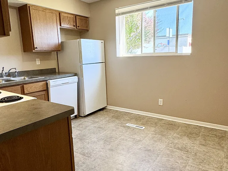 2269 11th Ave E #1 — Photo 4