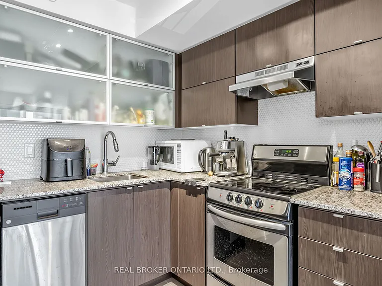 170 Fort York Blvd #407 — Photo 19