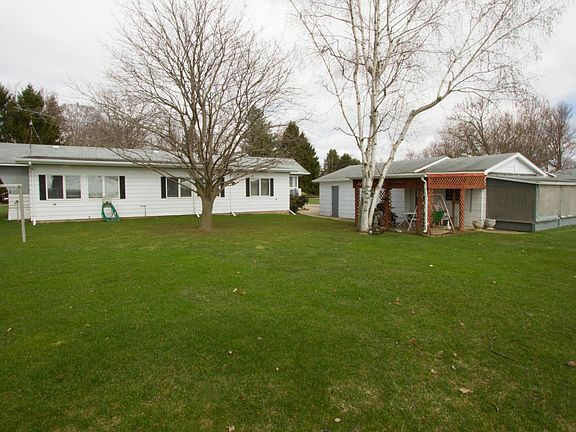 2nd image of 34421 Homewood Dr