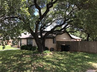 100 Norwood Dr, Georgetown, TX 78628