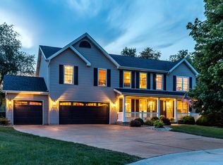 66 Savannah Hill Dr, Saint Peters, MO 63376