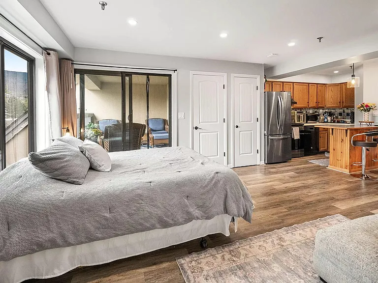 133 E Mountain Rd #3E13 — Photo 3