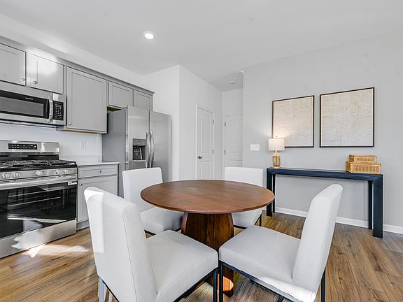 2nd image of 5050 Highwood Dr #39