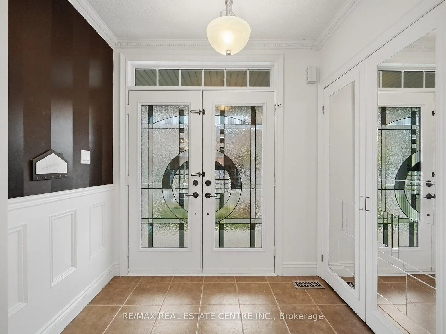 3 bed, $3,500 — Photo 4