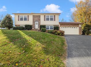 521 Brookdale Dr, Piney Flats, TN 37686