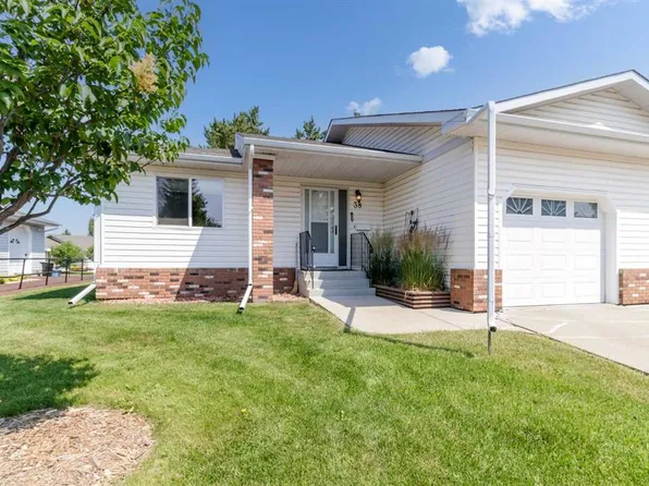 2821 S Botterill Cres #38-RED, Red Deer, AB T4R 2E5