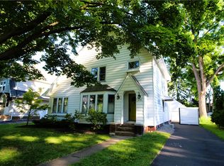 275 Susquehanna Rd, Rochester, NY 14618