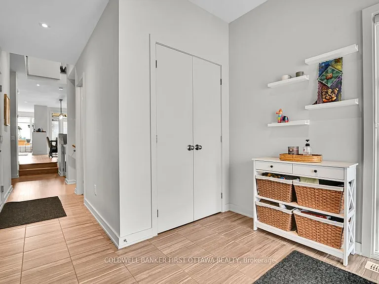 1035 Eider St — Photo 4