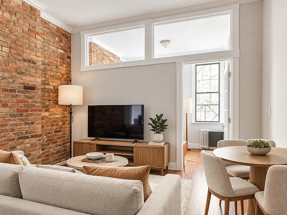 252 Mott St #2