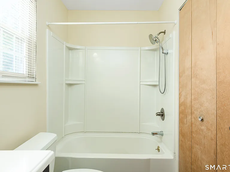 54 Willieb St #B — Photo 15