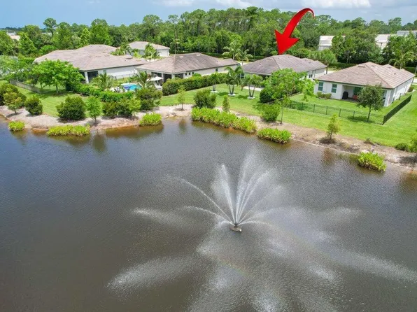 3521 SW Blackberry Ln, Palm City, FL 34990