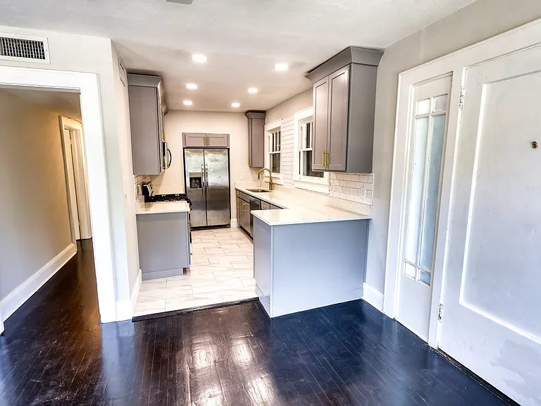 4015 N Seminole Ave #6 — Photo 16