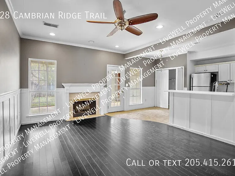 428 Cambrian Ridge Trl — Photo 2