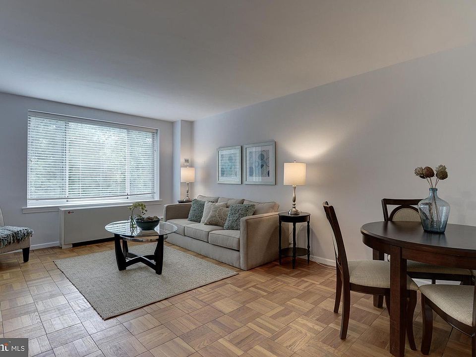 1st image of 4100 W St NW #416