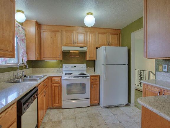 5th image of 19006 9th Avenue Ct E