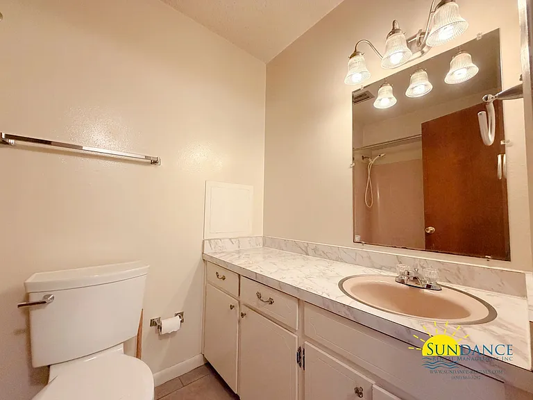 11 Oak Ln — Photo 20