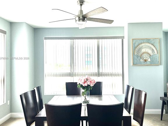 5th image of 231 Riverside Dr #5101