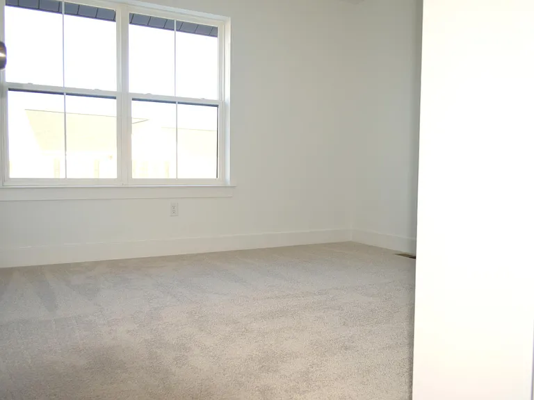 112 Stickley Dr — Photo 12